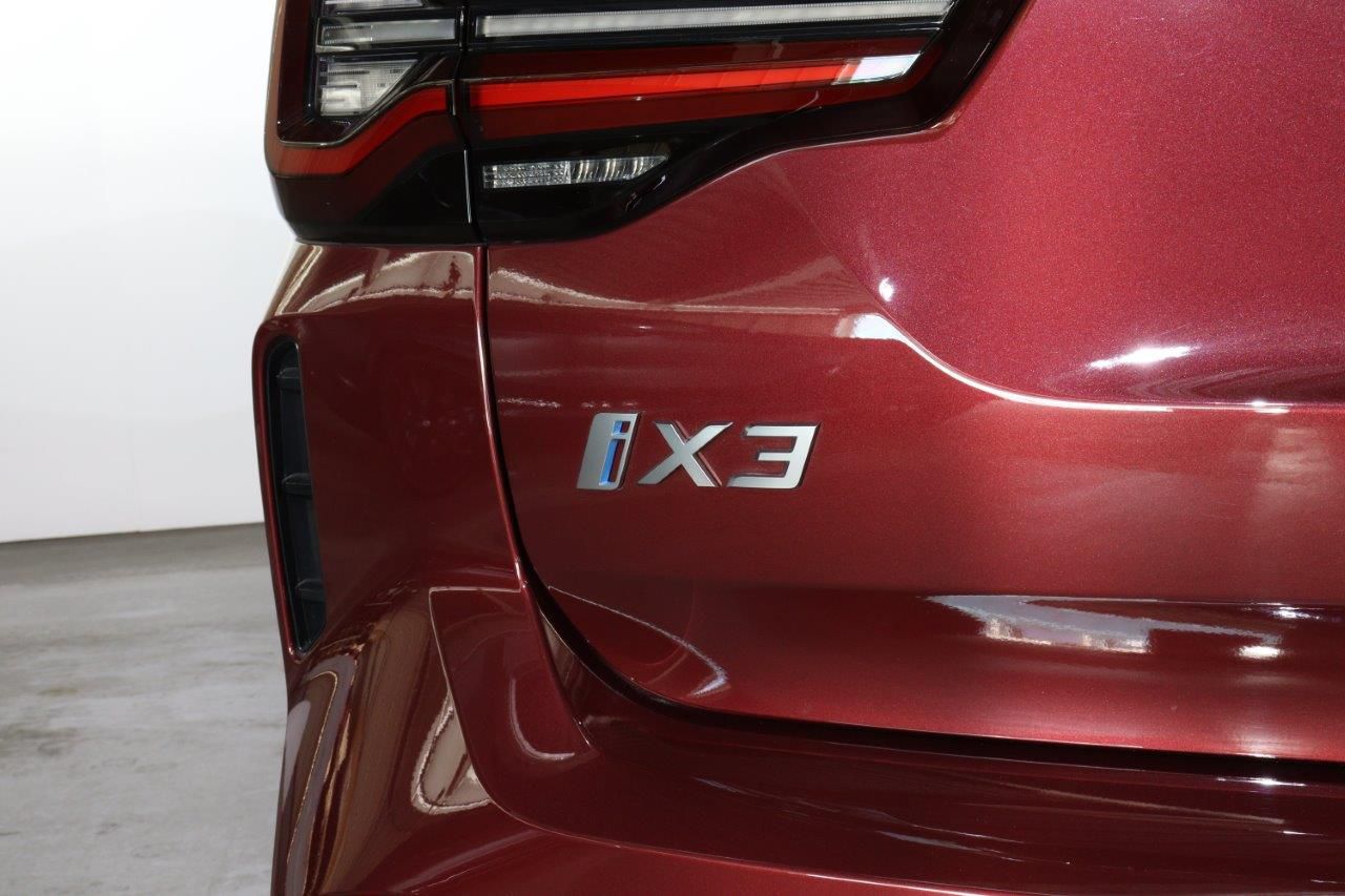 G08 iX3 BEV RHD