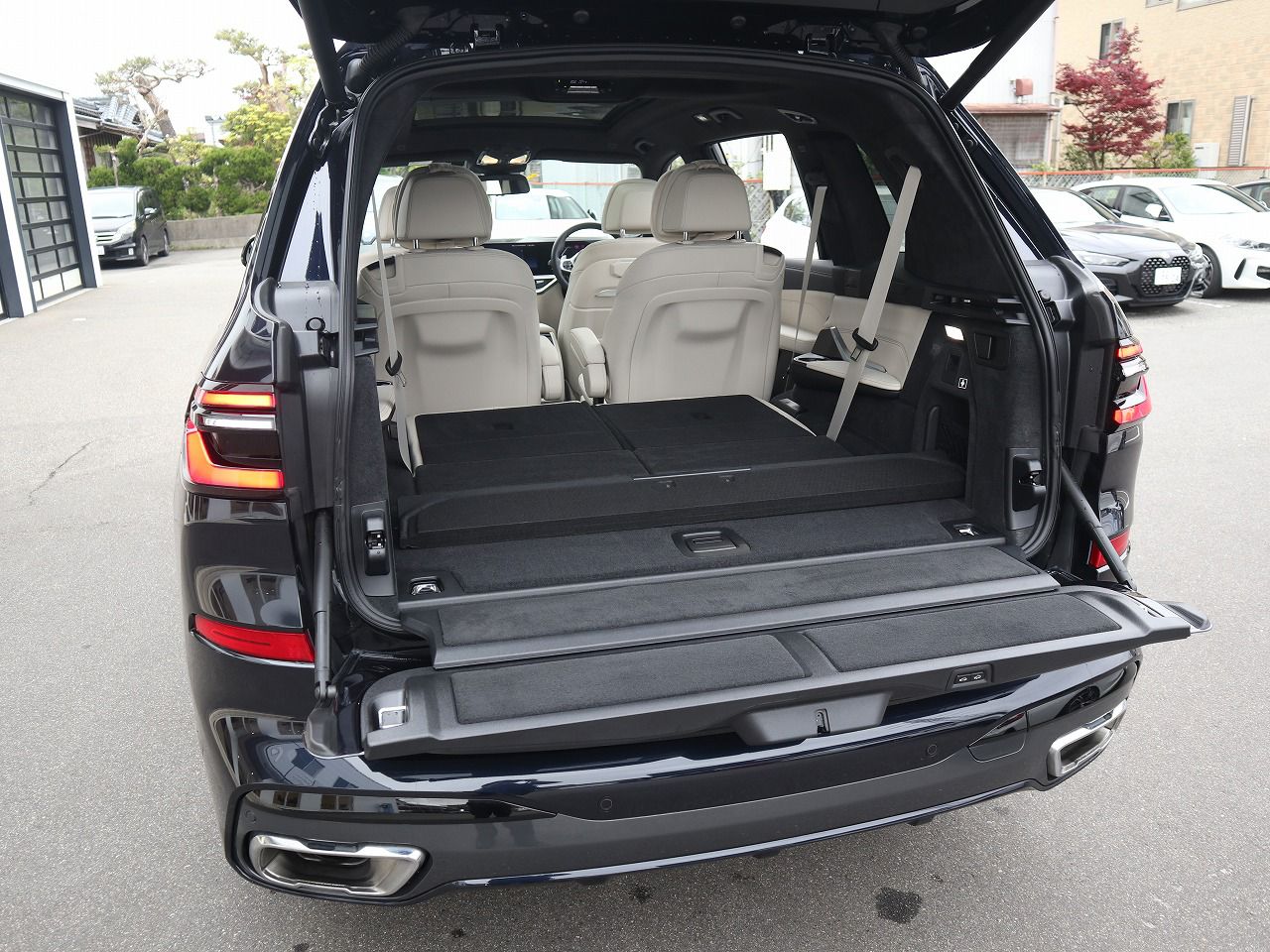 X7 xDrive40d RHD US
