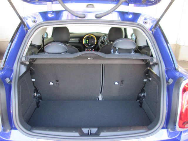 MINI Cooper D 3-Door Hatch