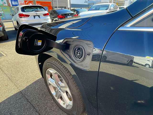 U11 iX1 xDrive30
