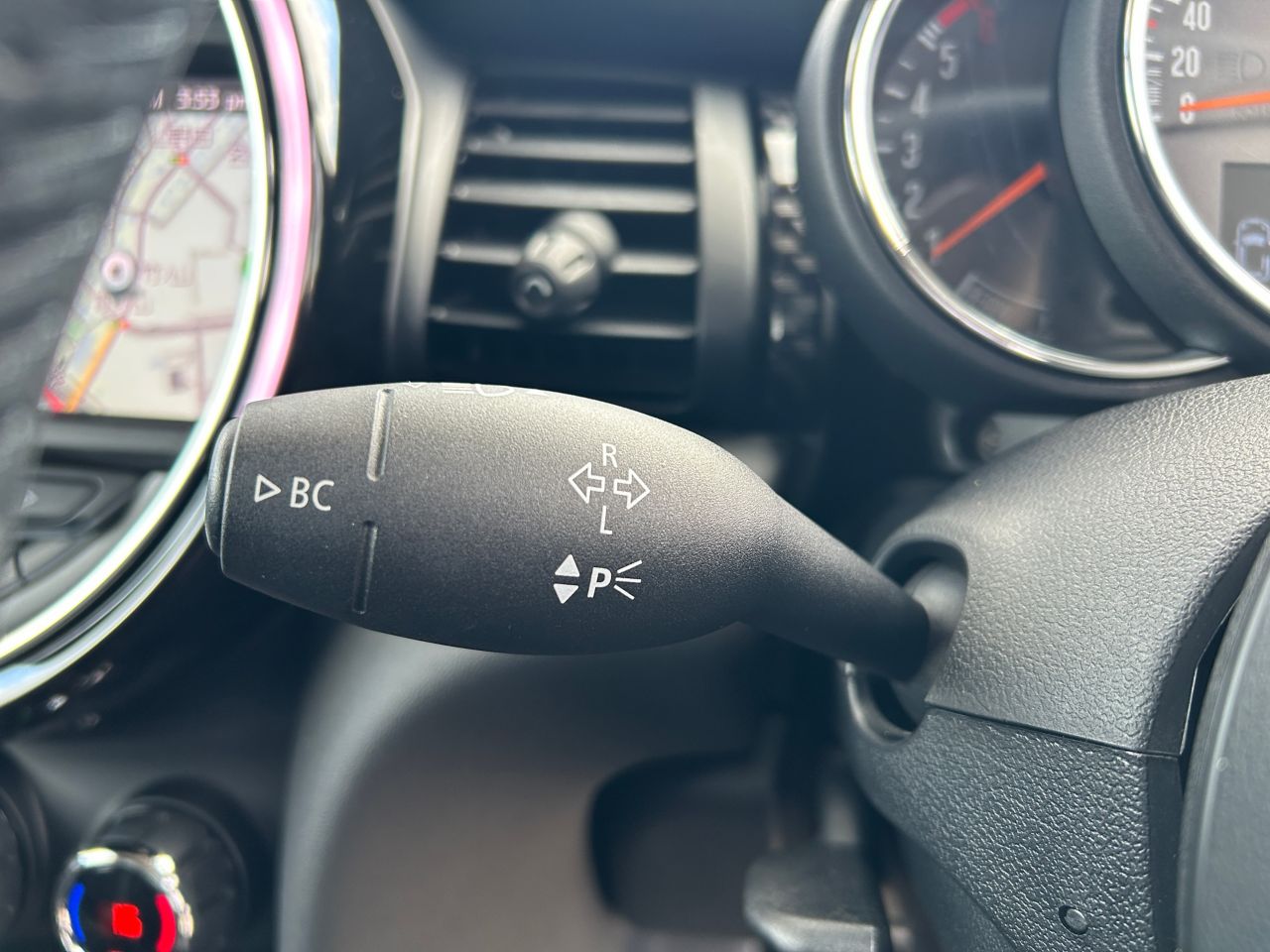 F56 COOPER S D(AT)