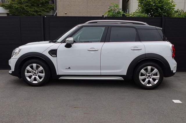 MINI CROSSOVER COOPER D ALL4