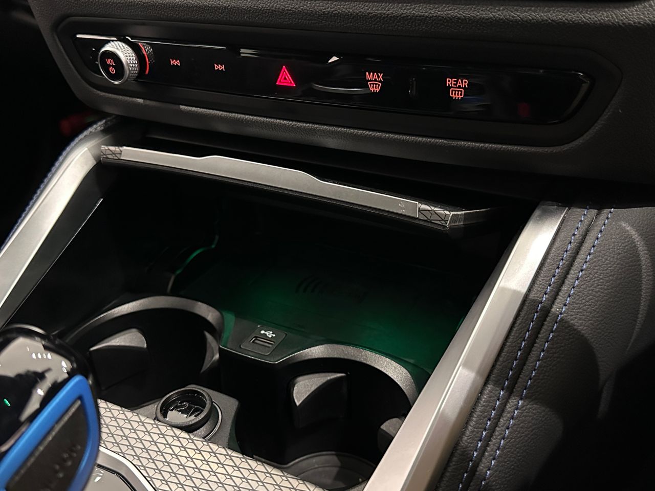 G26 i4 eDrive40 RHD