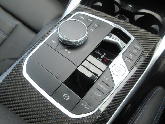 G** M***i x***** C**** *** B** 3.*i RHD