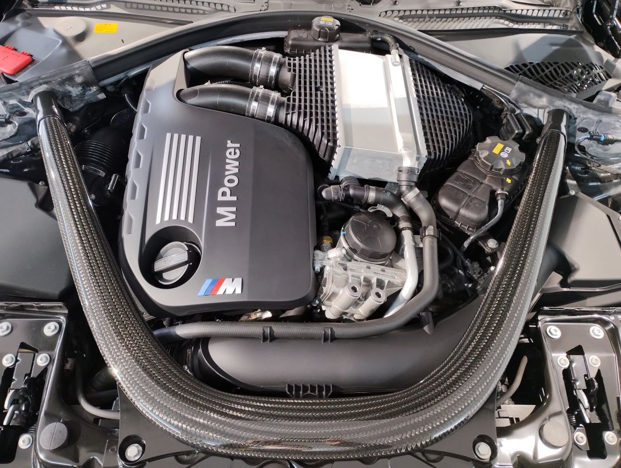 M4 CO