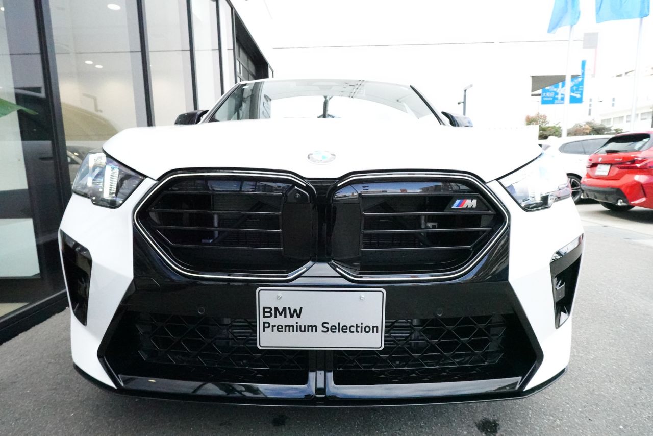 X2 M35i xDrive RHD