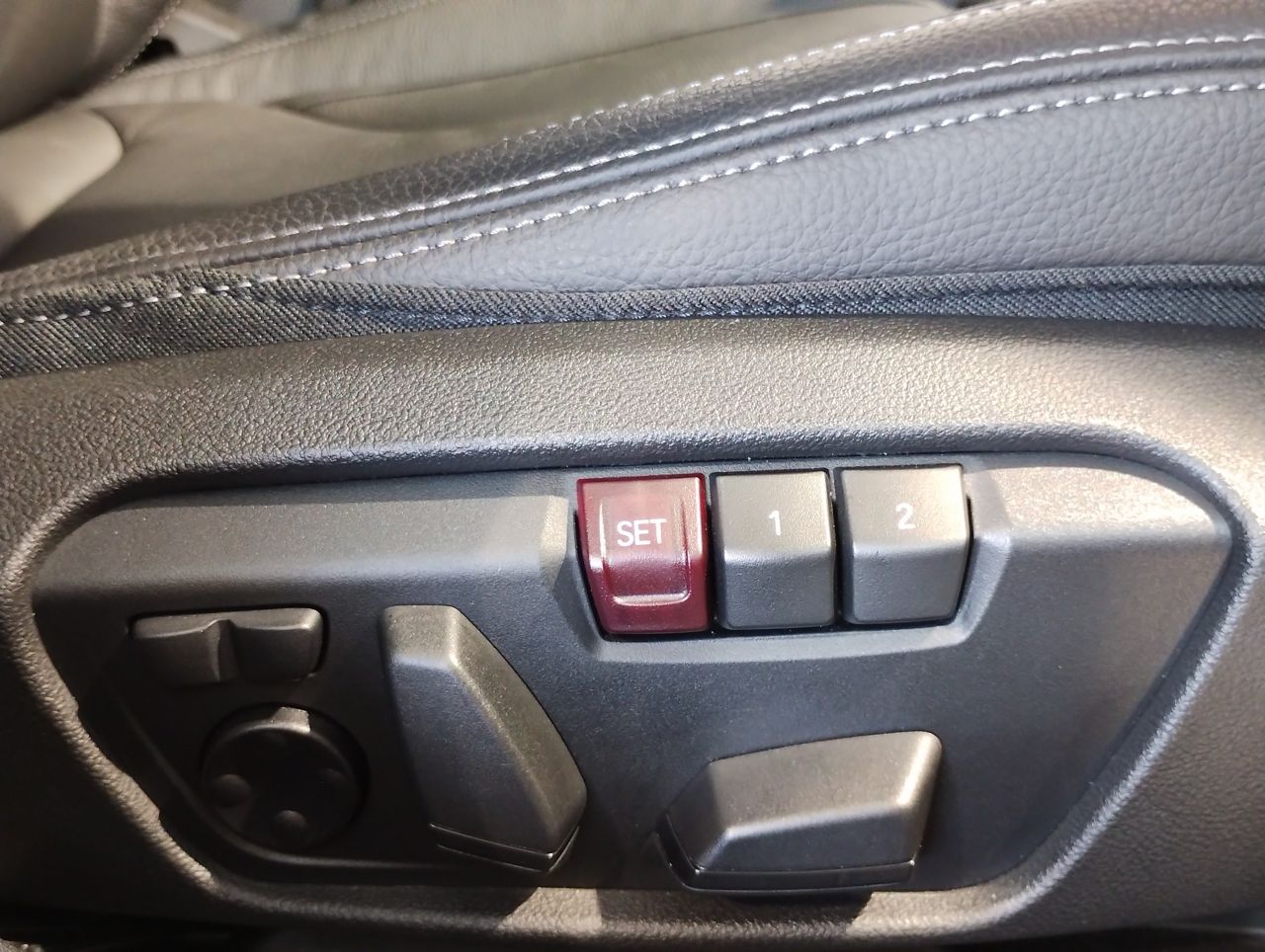 F4* **35i xDrive **** ***** B48 2.0i