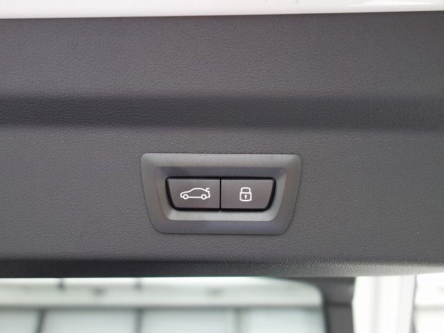 X2 M35i xDrive RHD