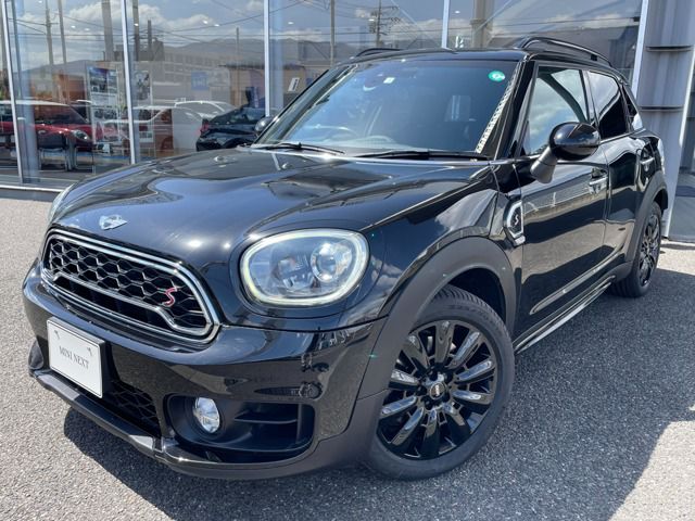 MINI COOPER S CROSSOVER BLACKHEATH.