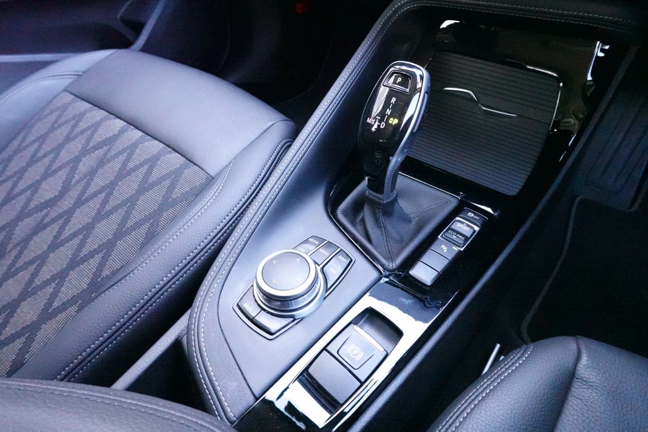 X1 sDrive18i RHD
