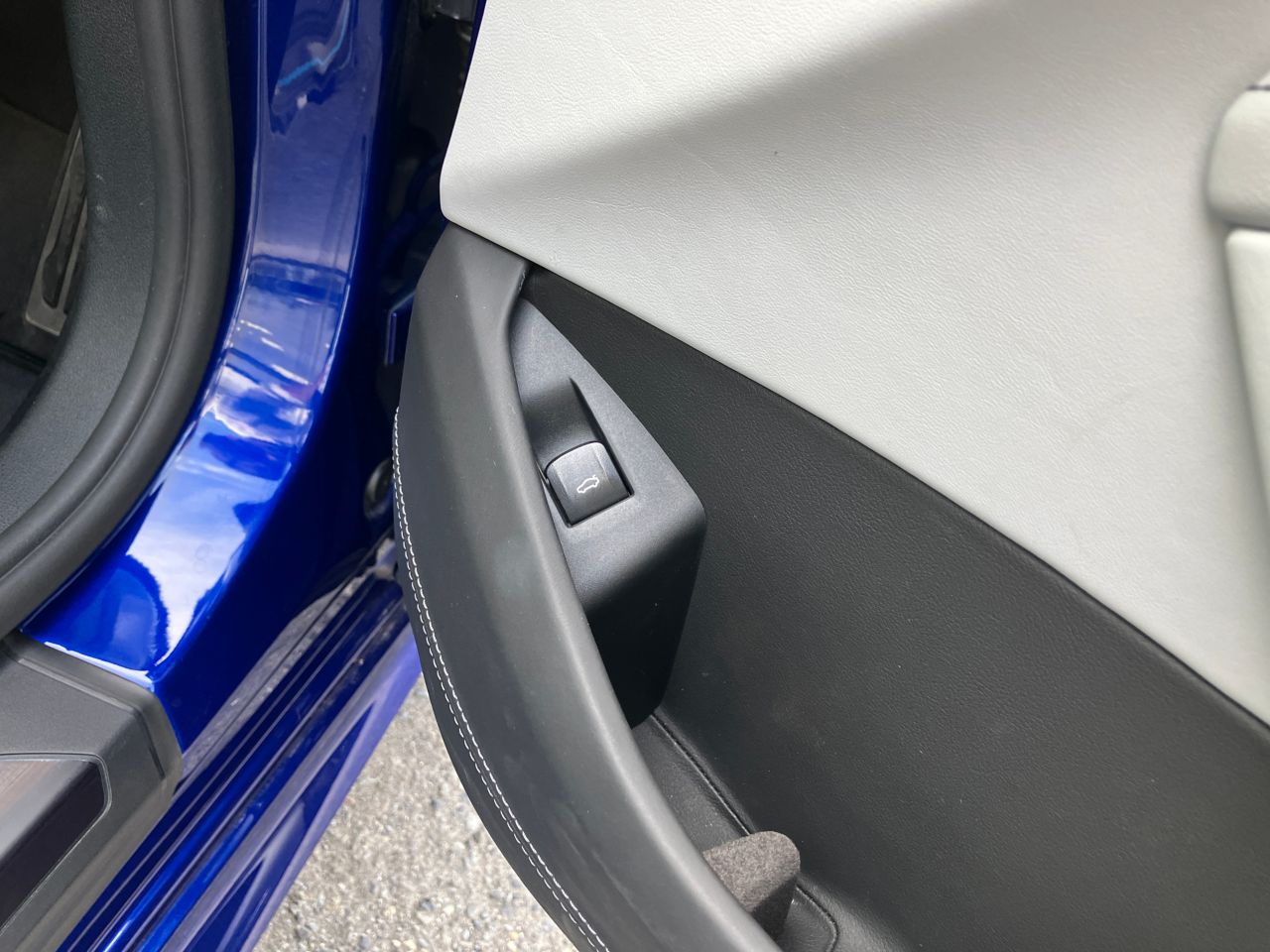 F91 M8 Competition Convertible S63 4.4i