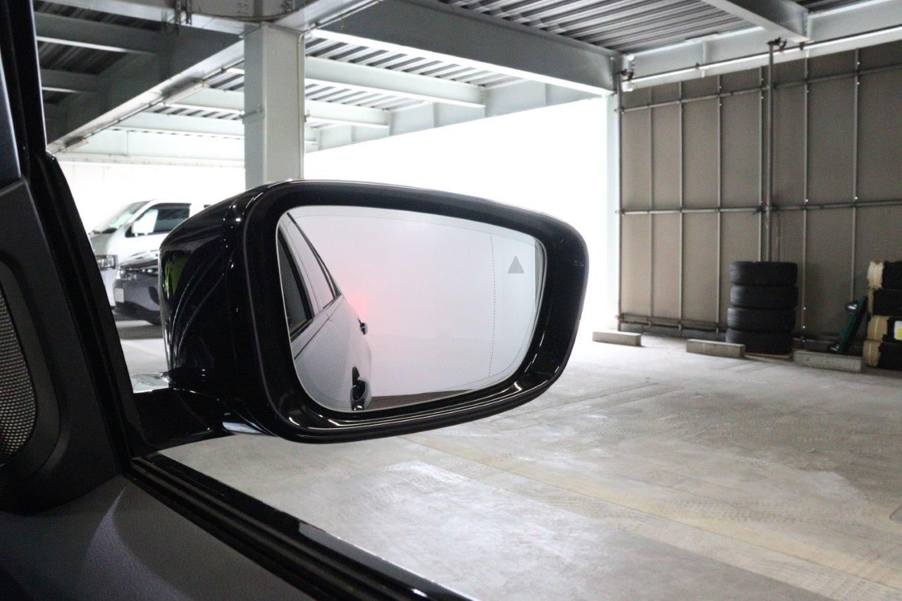 520d xDrive Sedan RHD