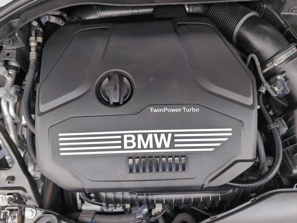 BMW 118