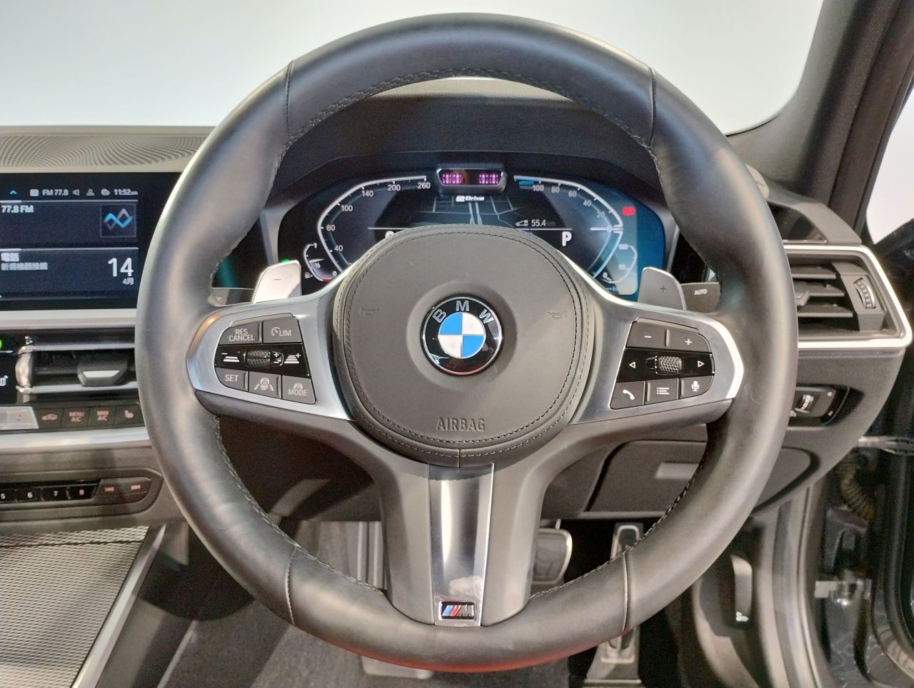 G20 330e Saloon RHD