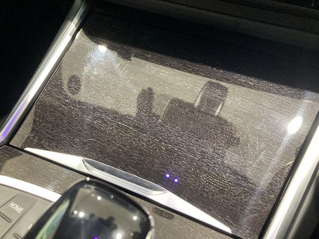 G20 320d xDrive RHD Saloon