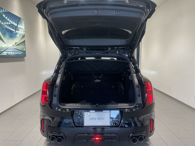 U25 MINI John Cooper Works Countryman ALL4