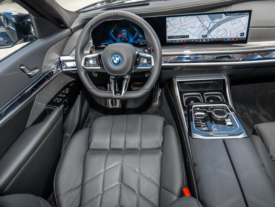 BMW 760