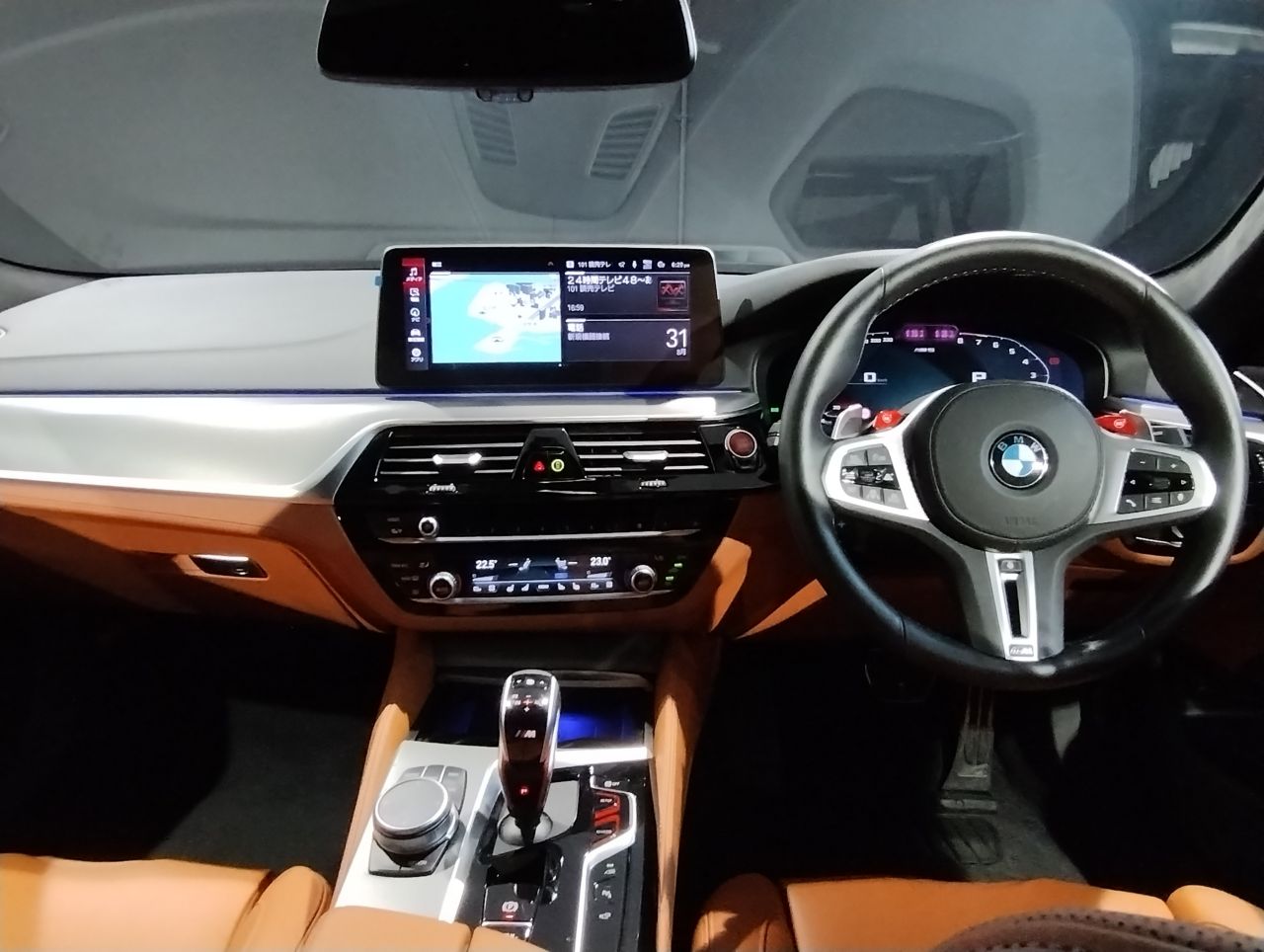 M5 Sedan RHD