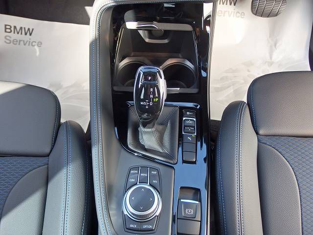 X1 sDrive18i RHD
