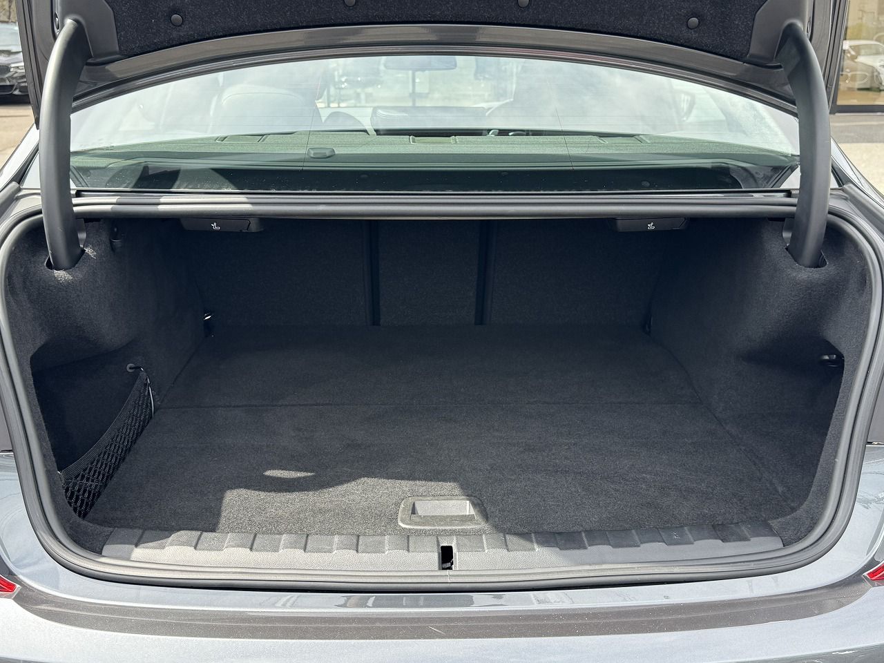 G20 330e Saloon RHD MX