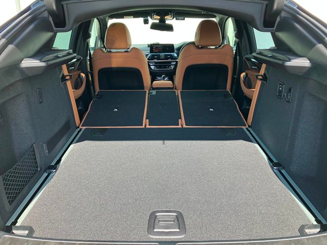 X4 M40i RHD