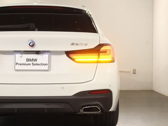 520d xDrive Touring RHD
