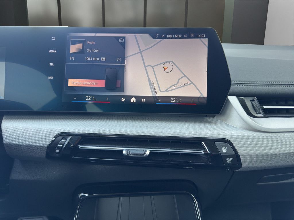 BMW 216