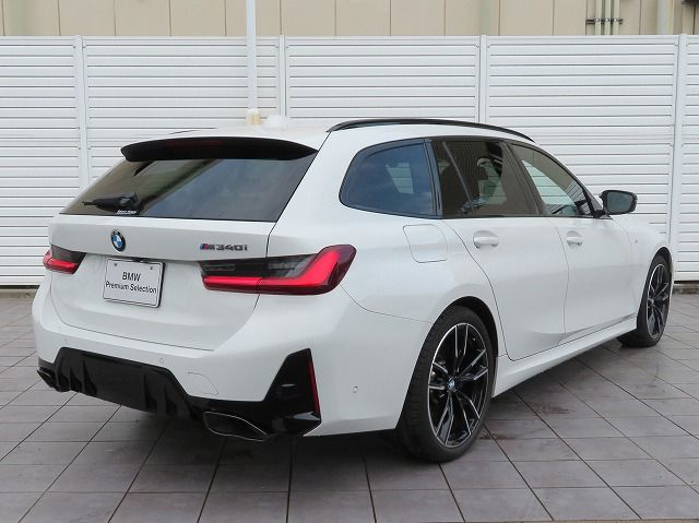 G21 M340i xDrive Touring LCI RHD