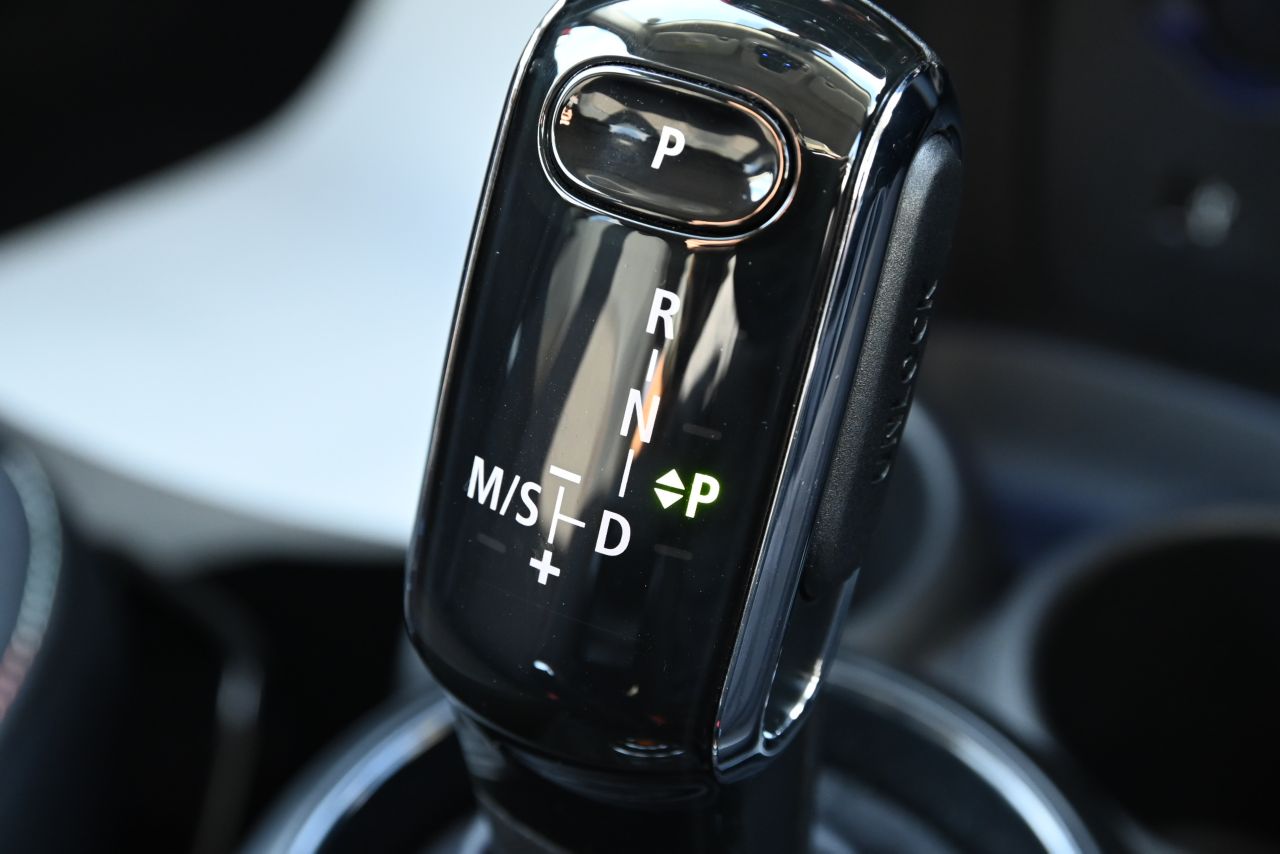 F55 MINI Cooper 5-Door Hatch LCI