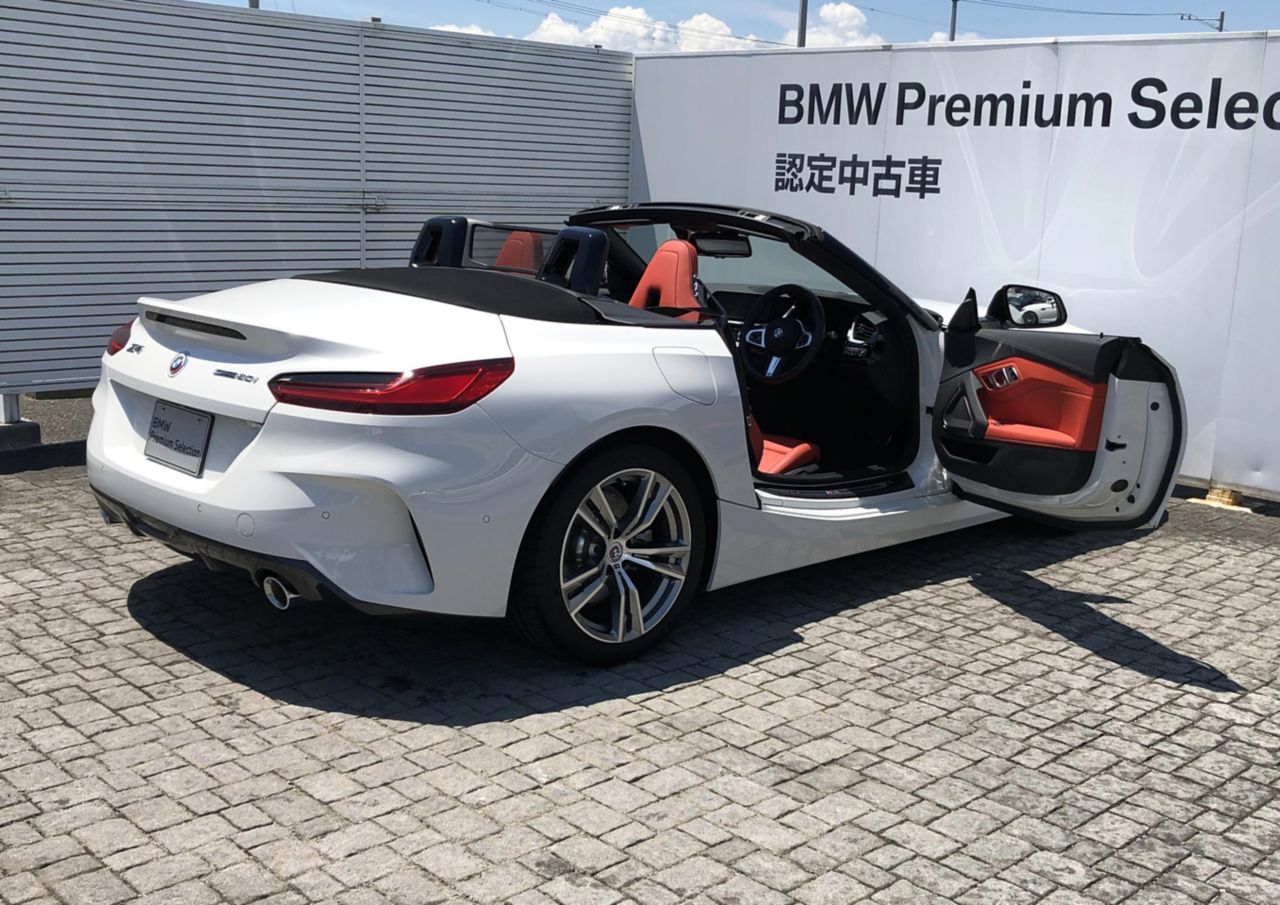 G29 z4 sDrive20i RHD