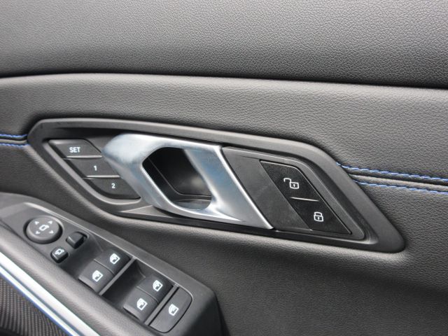 G20 320i Saloon LCI RHD MX