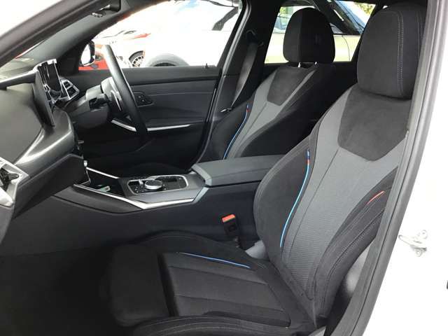 G21 320i Touring LCI RHD