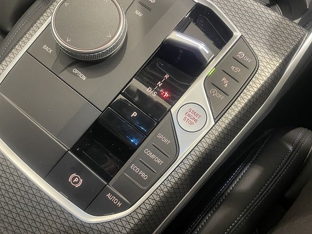 318i Touring RHD