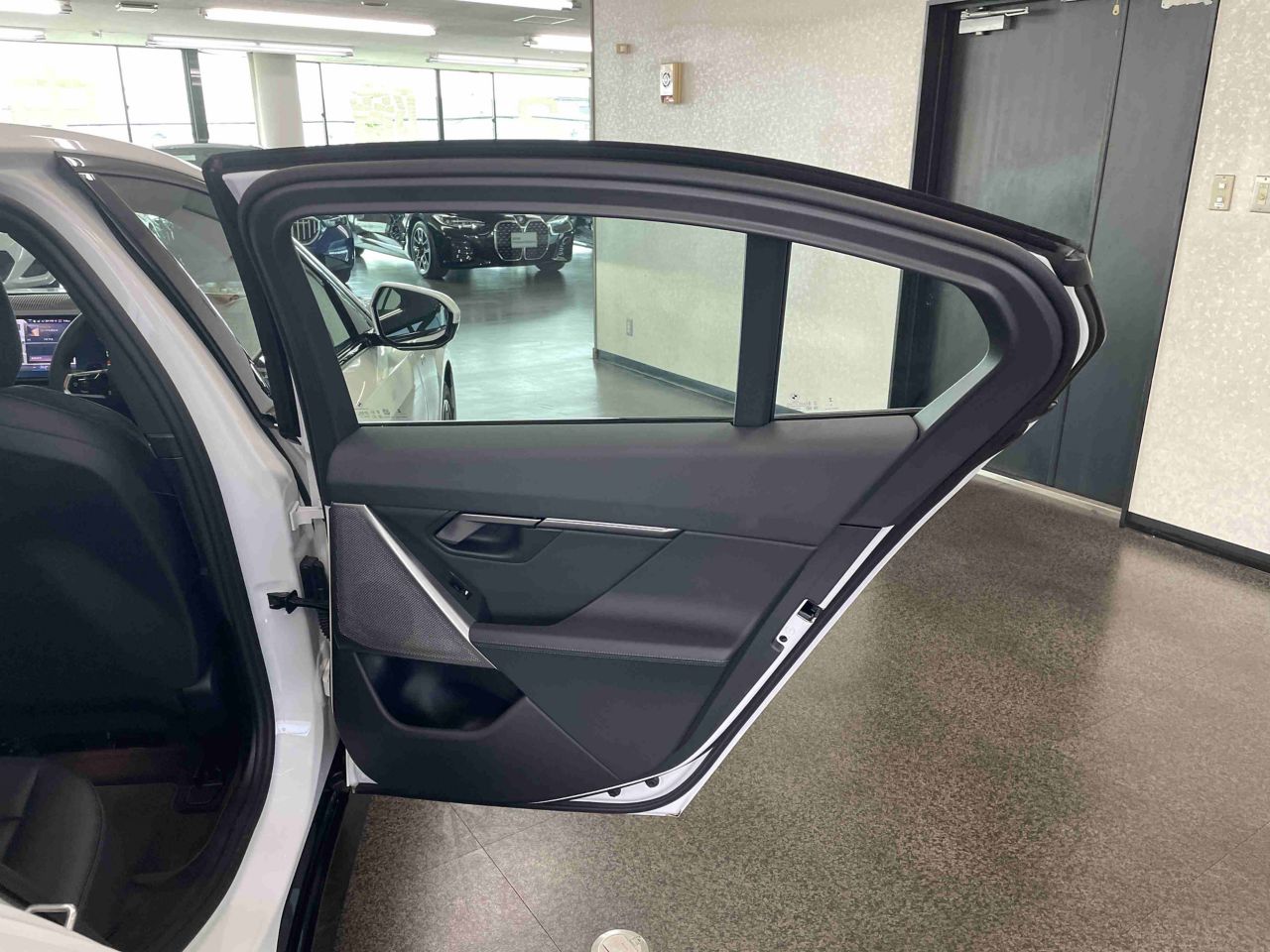 520i Sedan RHD