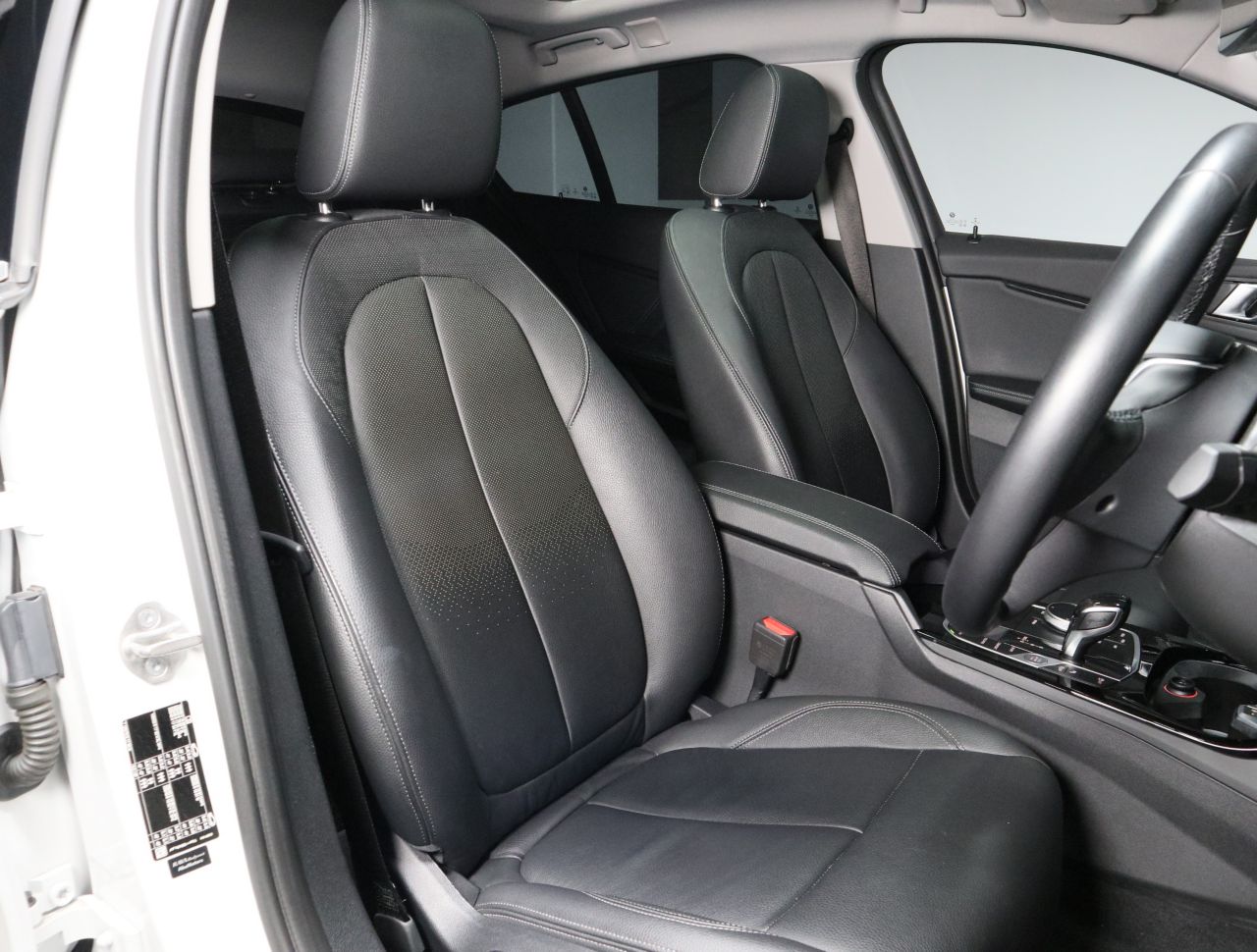 F40 118d Sports Hatch 5-door B47 2.0d