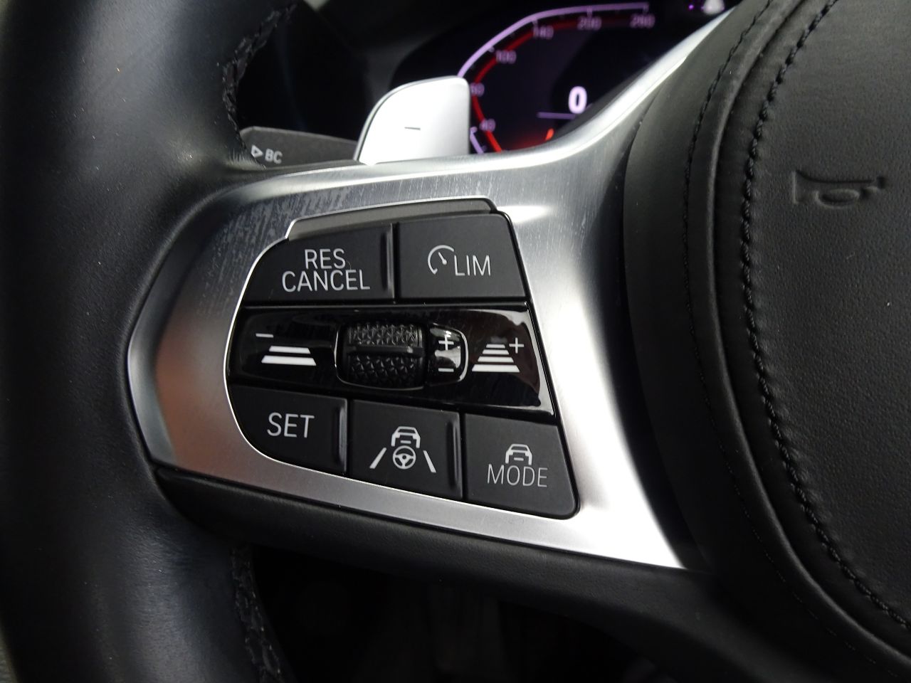 G20 320i Saloon RHD TU