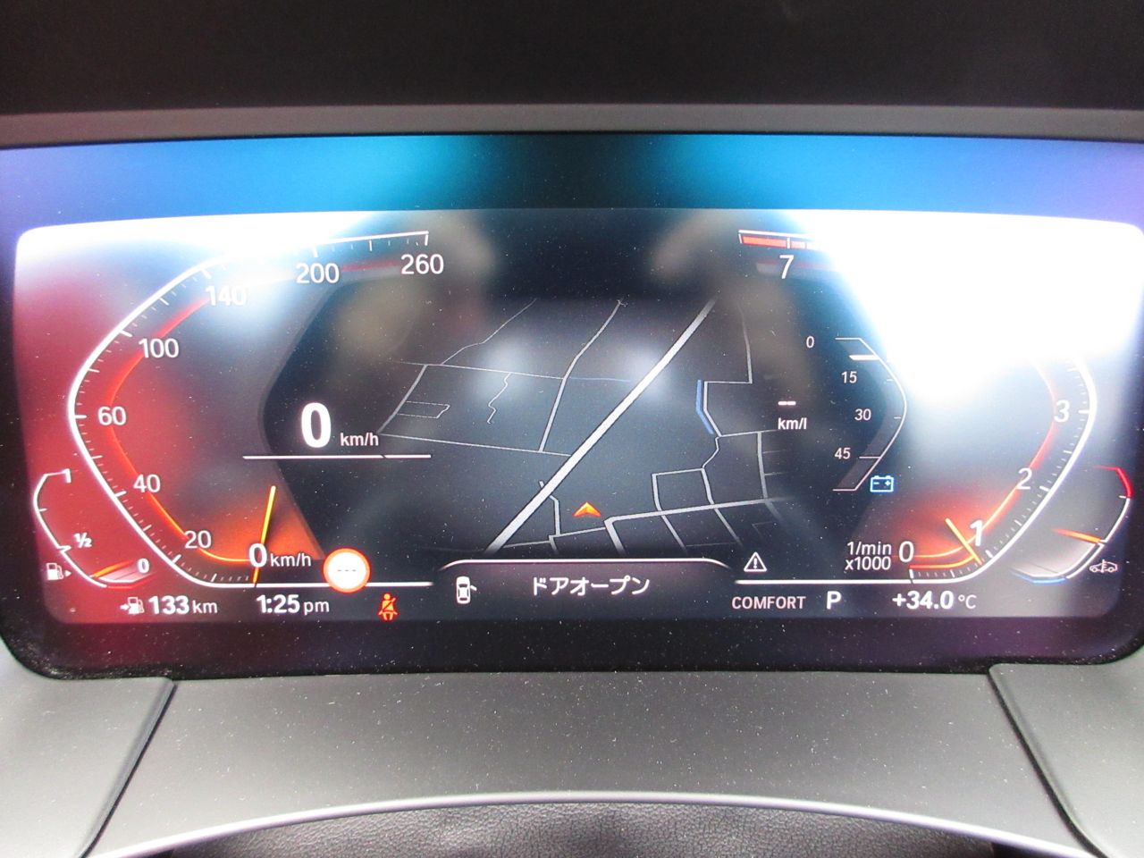 G29 z4 sDrive20i RHD