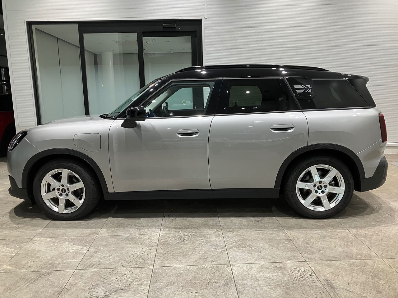 U25 MINI Countryman E