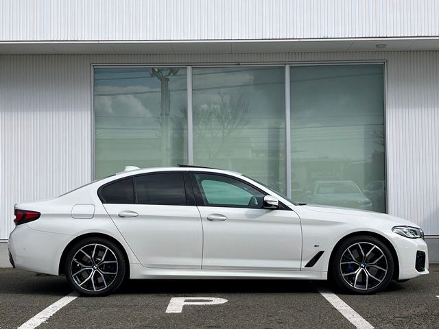 540i xDrive Sedan RHD