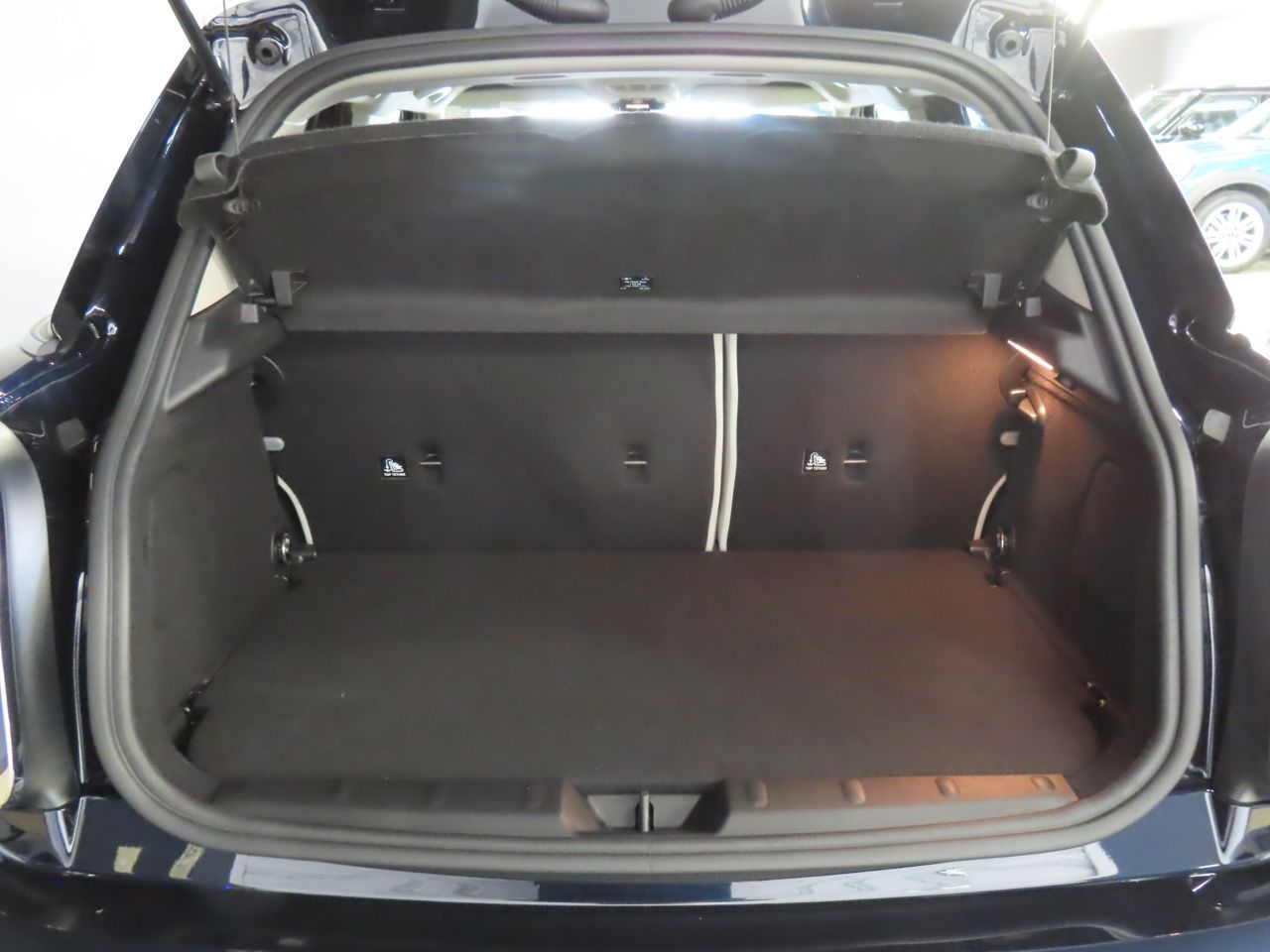 F55 MINI Cooper 5-Door Hatch LCI