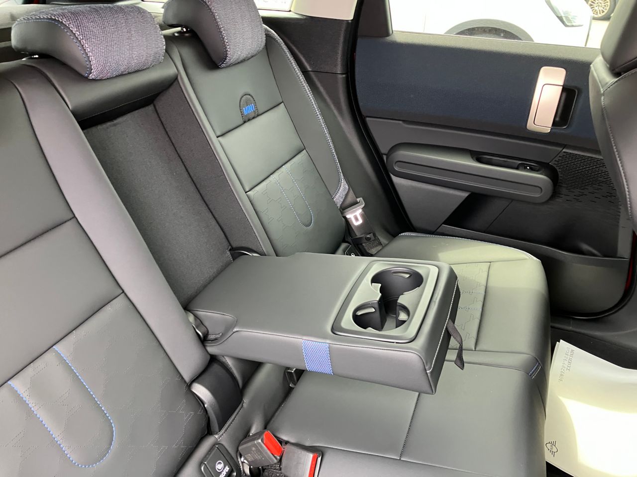 U25 MINI Countryman E