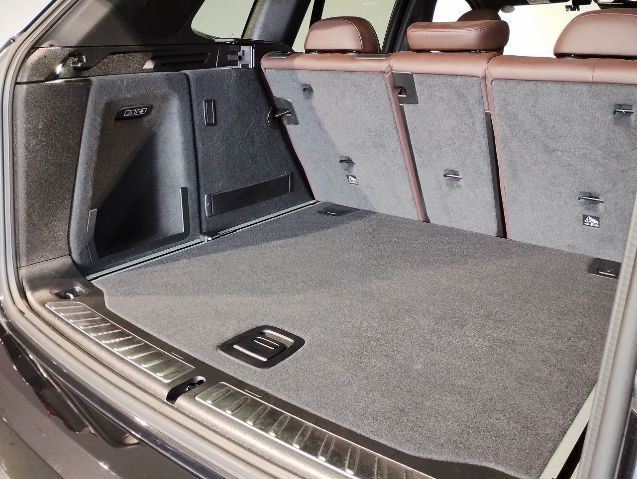 G01 X3 M40d RHD LCI ZA