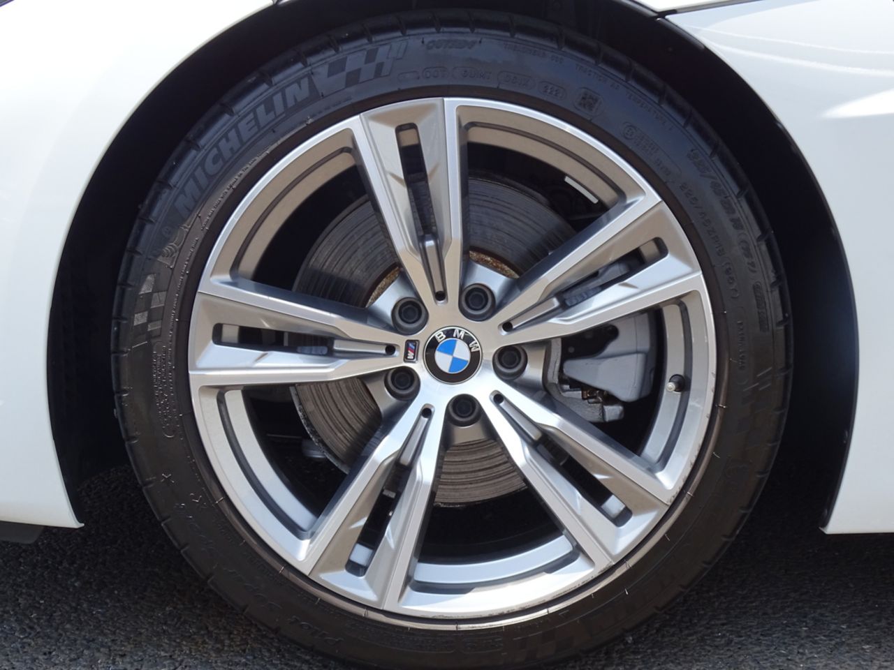 G29 z4 sDrive20i RHD