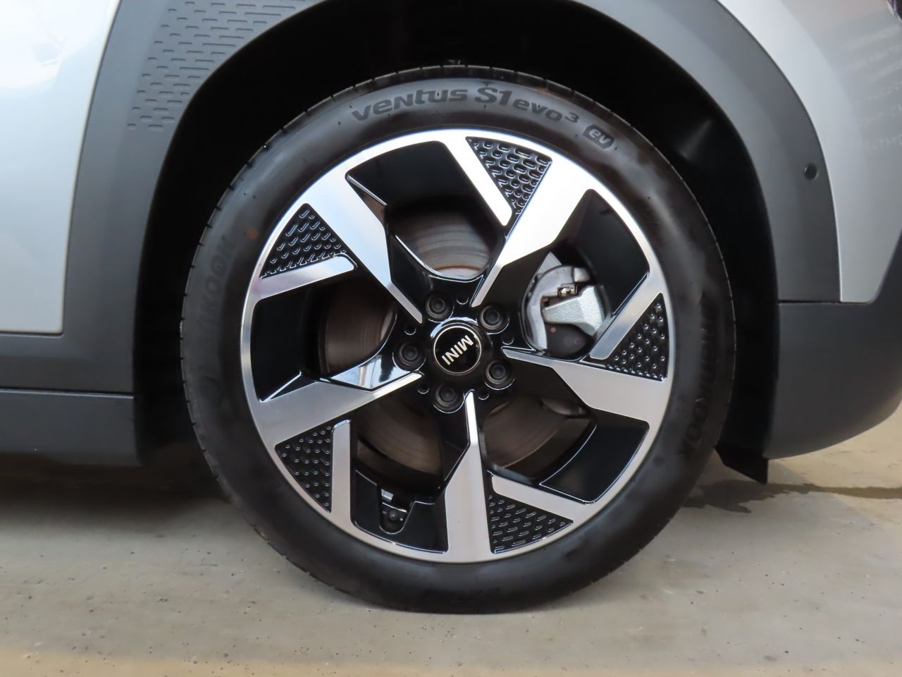 J05 MINI Aceman SE