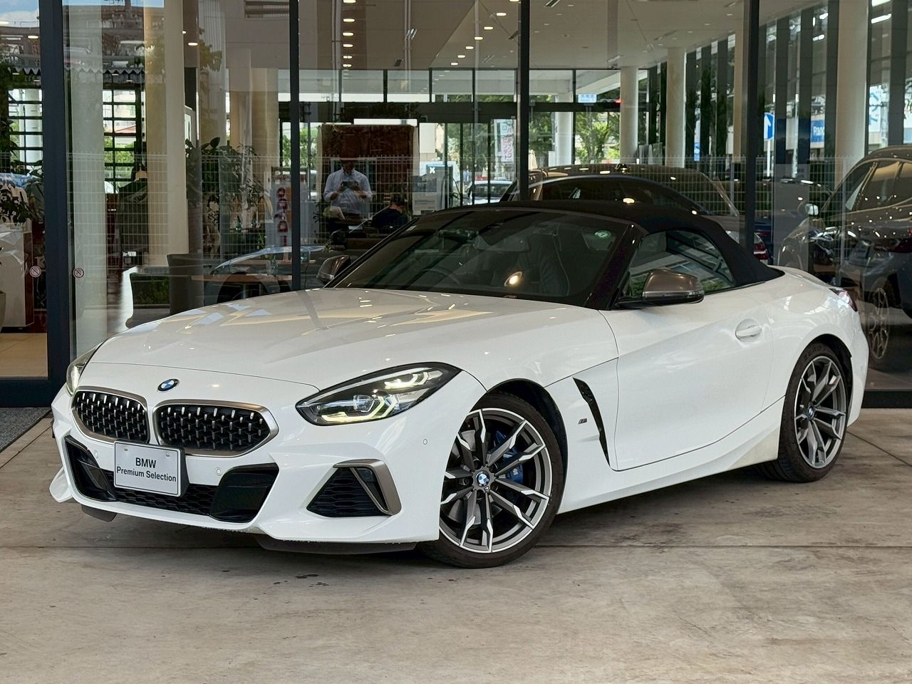 Z4 M40i