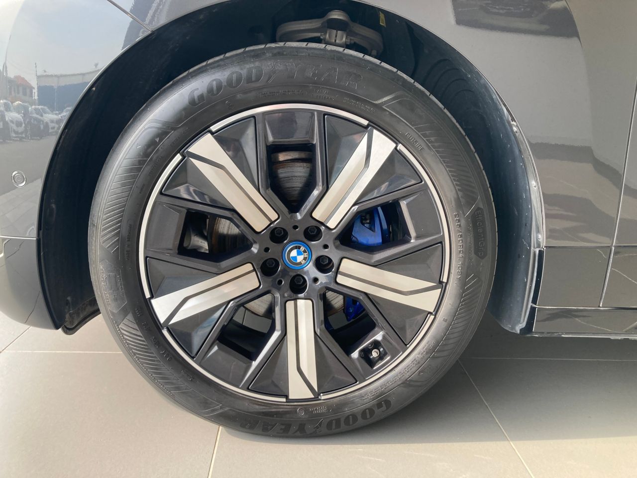 i20 iX xDrive40