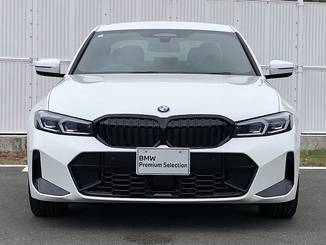 320d xDrive Berline RHD