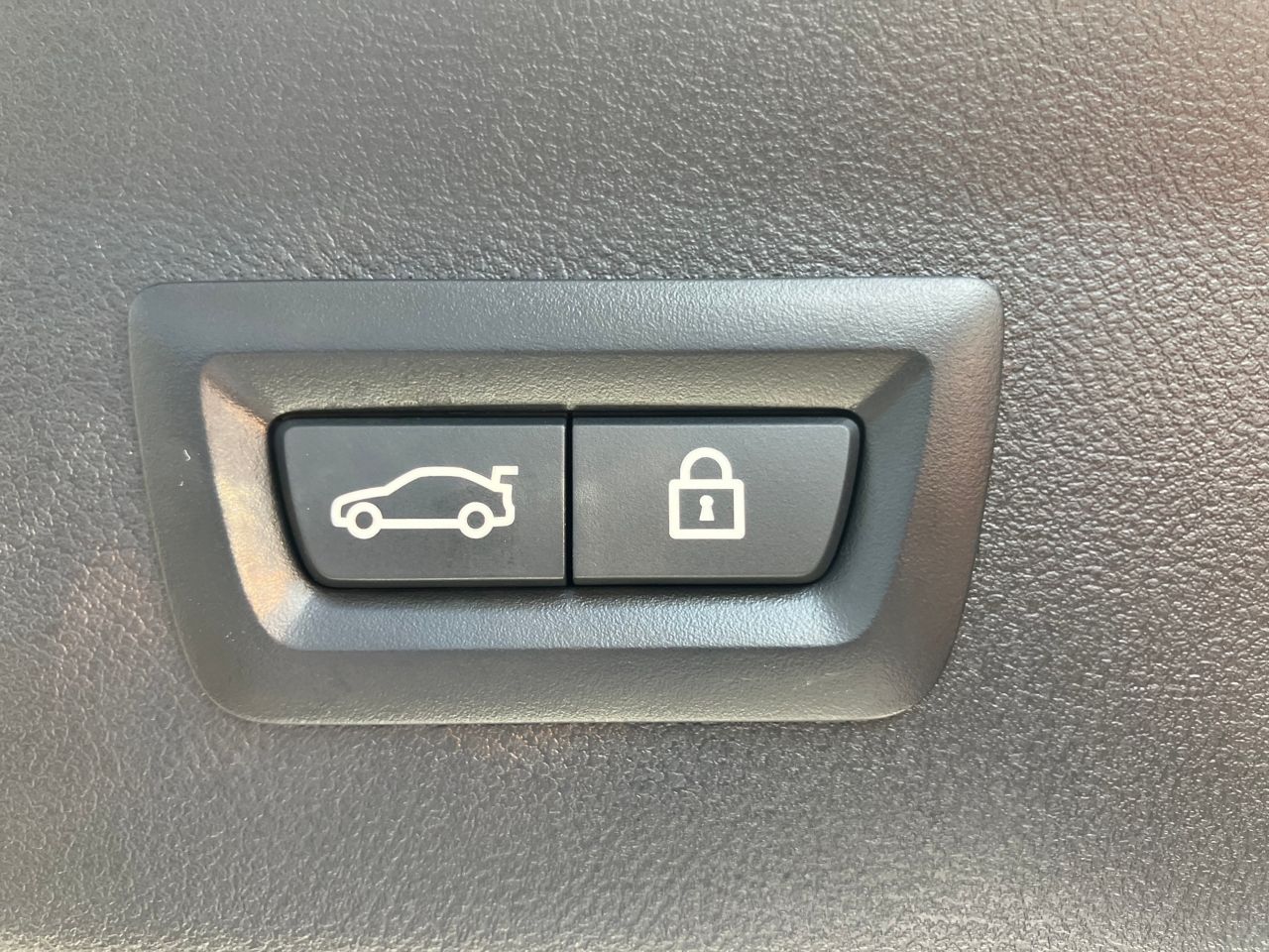 X4 xDrive20d RHD
