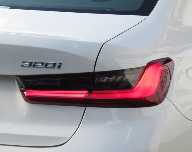 G20 320i Saloon LCI RHD MX