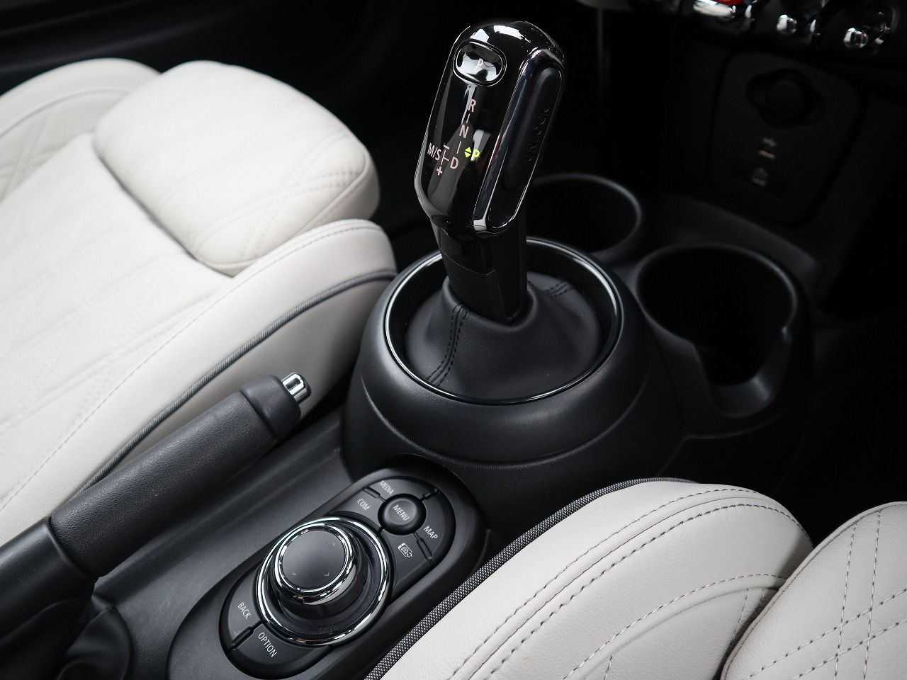 MINI Cooper S Convertible RHD
